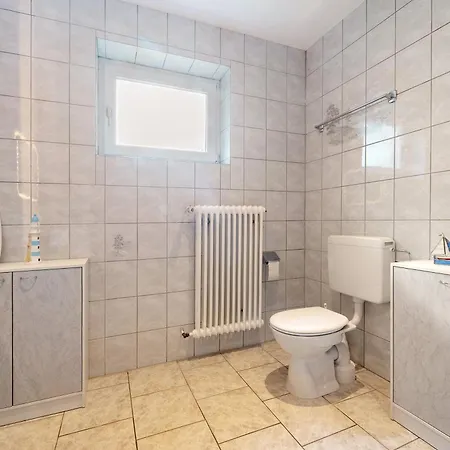 Bahlmann Apartment *